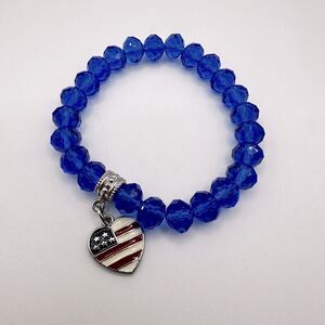 SALE! Blue faceted crystal glass stretchy bracelet w/ American flag heart charm!